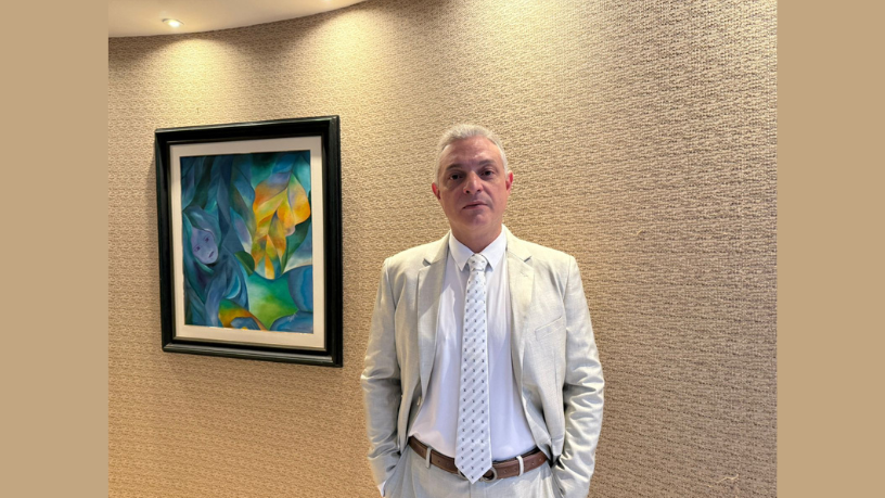 Leonardo Manzan destaca que a transição entre regimes tributários deve preservar a segurança jurídica dos contribuintes.