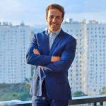 Ian dos Anjos Cunha analisa como pequenos negócios podem enfrentar mudanças econômicas, adaptar estratégias e encontrar caminhos para sobreviver e crescer com sustentabilidade.