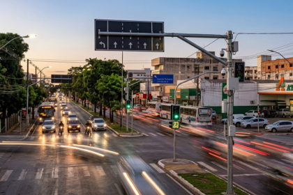 Cuiabá muda semáforos a partir desta sexta: veja os pontos afetados e como as alterações podem melhorar o trânsito